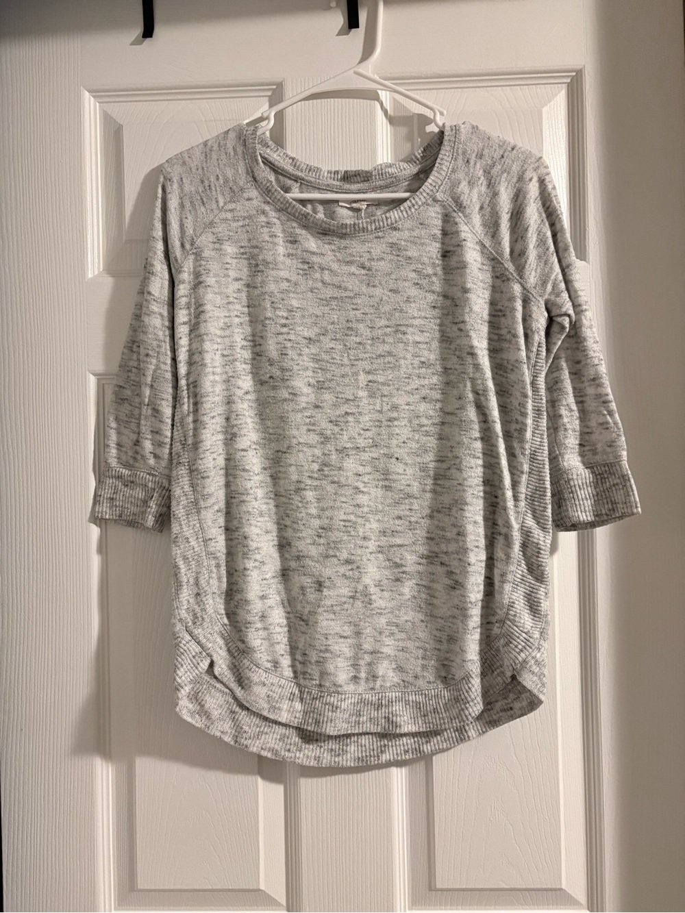 Women's Heather Gray Lightweight Pullover Top